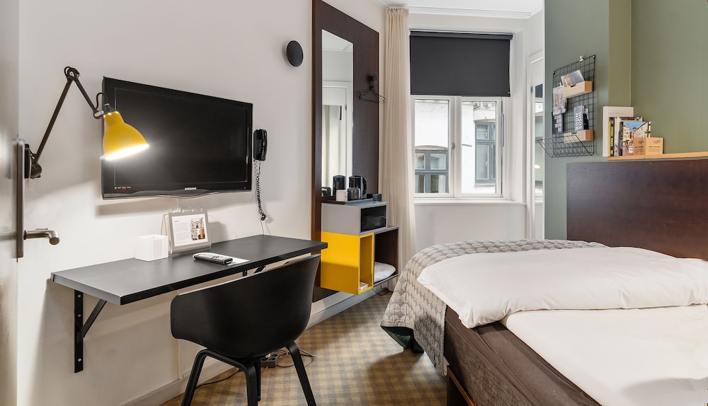Ibsens Hotel 45/51