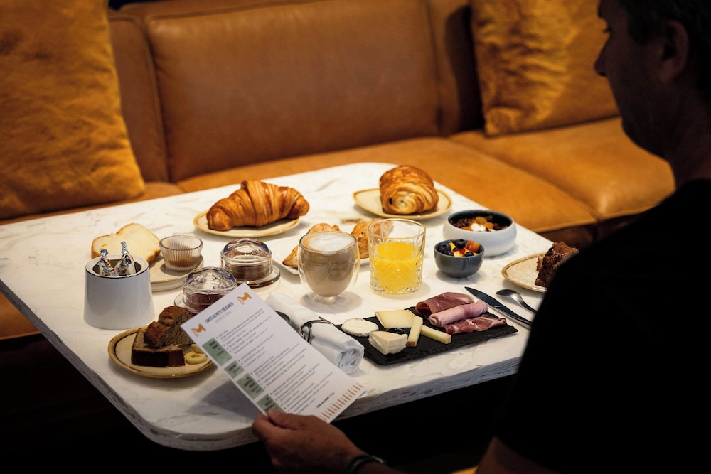 Hotel 21 Foch 32/50