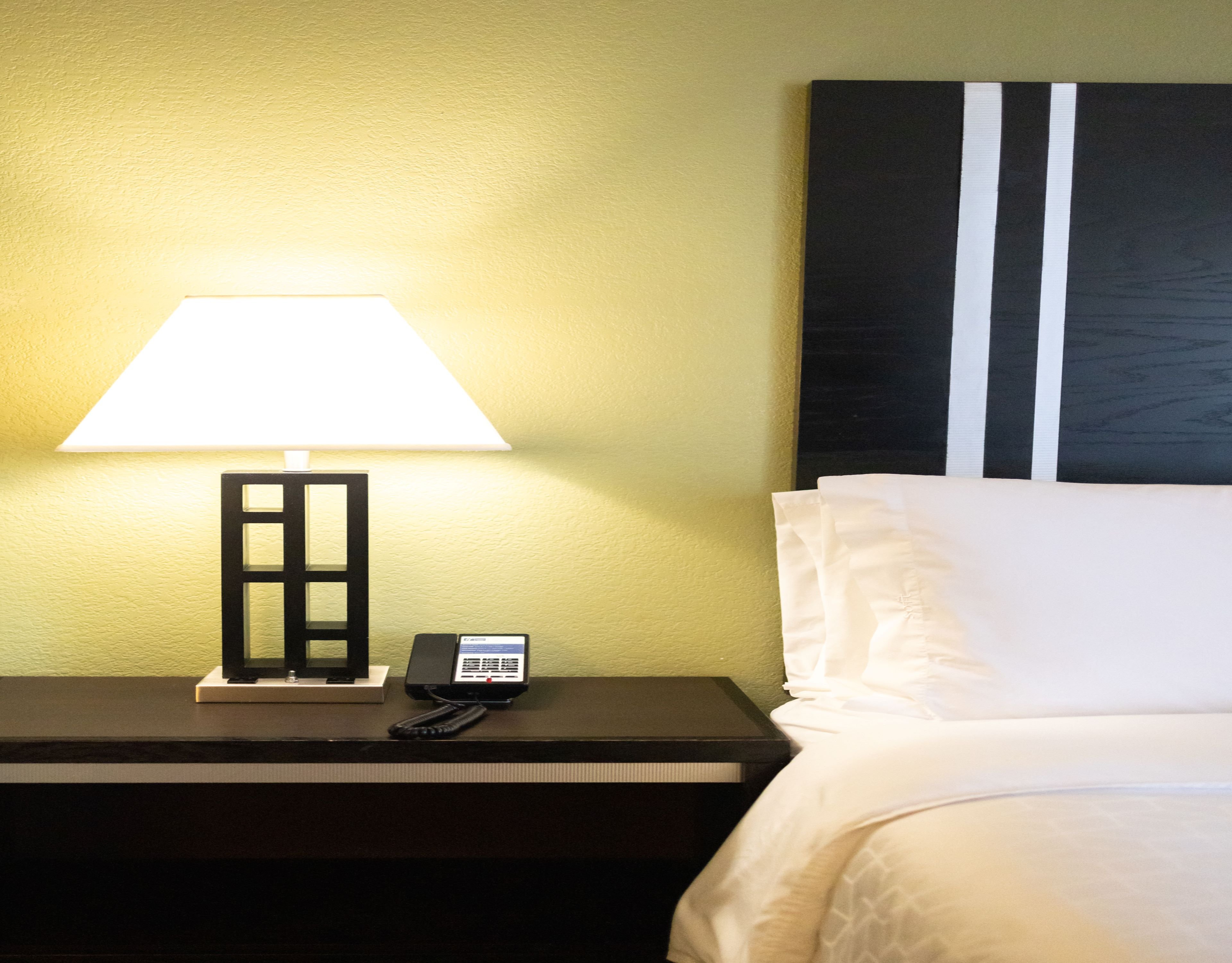 Holiday Inn Express Hotel Suites Berkeley 36/73