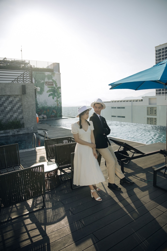 Potique Hotel 39/48
