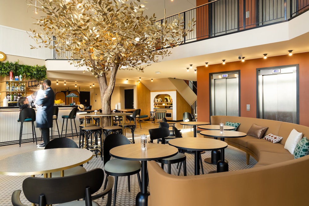 Novotel Paris Suresnes Longchamp 33/48