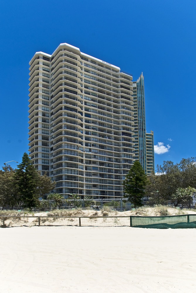 Hi Surf Beachfront Apartments 4/78