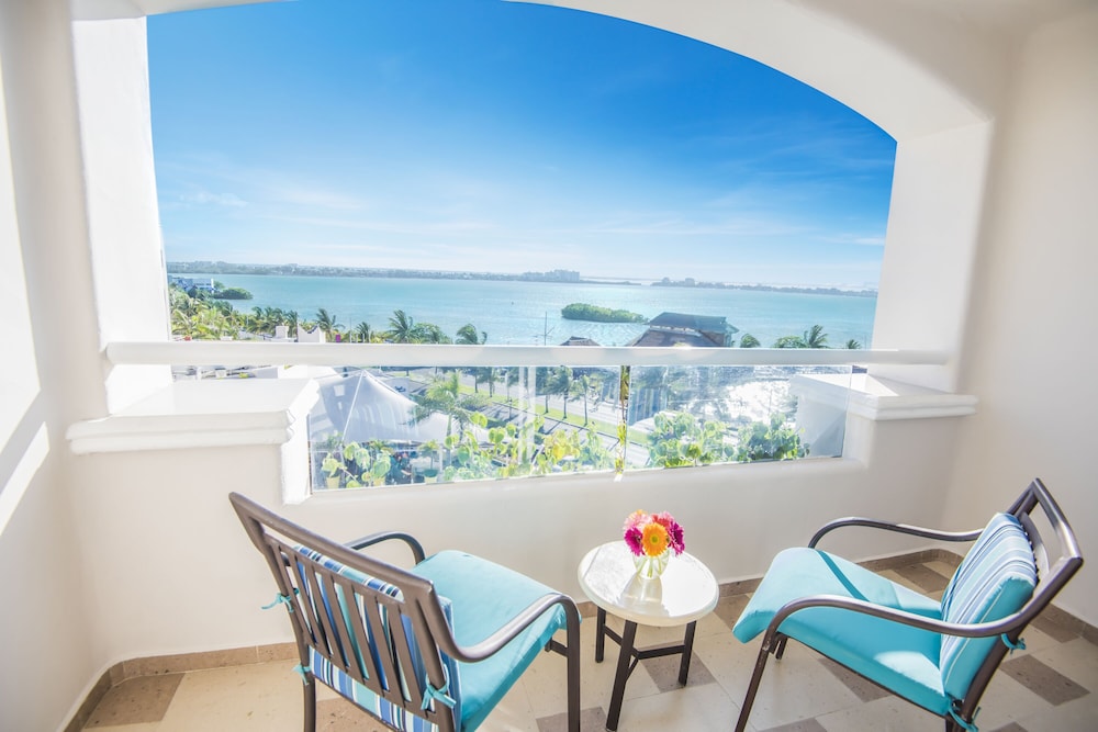 Sunscape Cancun - All-Inclusive Resort 65/80