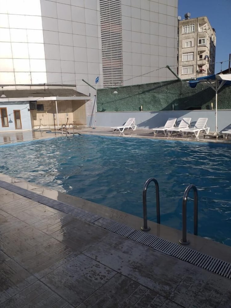 Swiss Inn Hotel Mersin 37/43