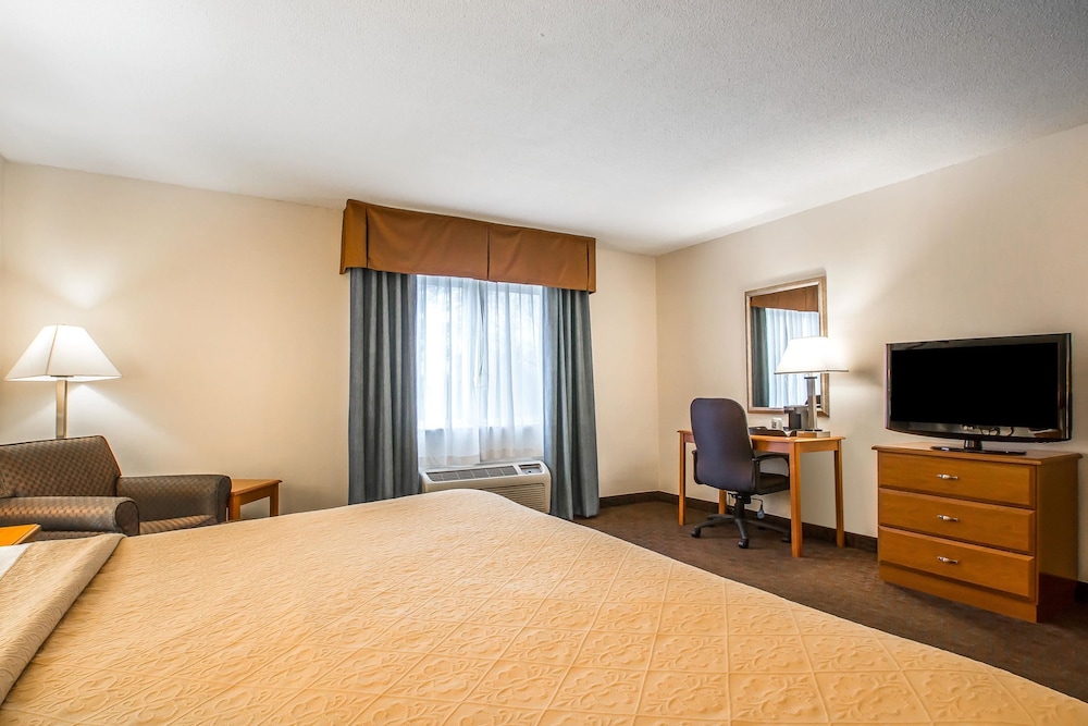 Quality Inn Morris I-80 15/45