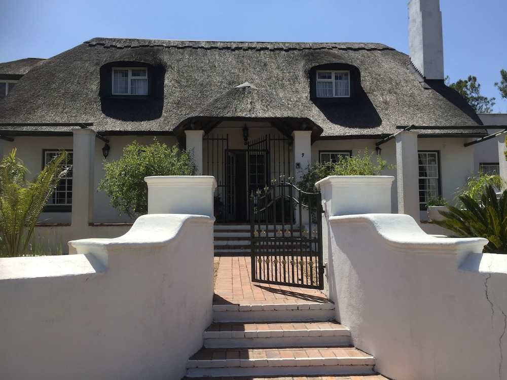 Howard's End Manor 35/50