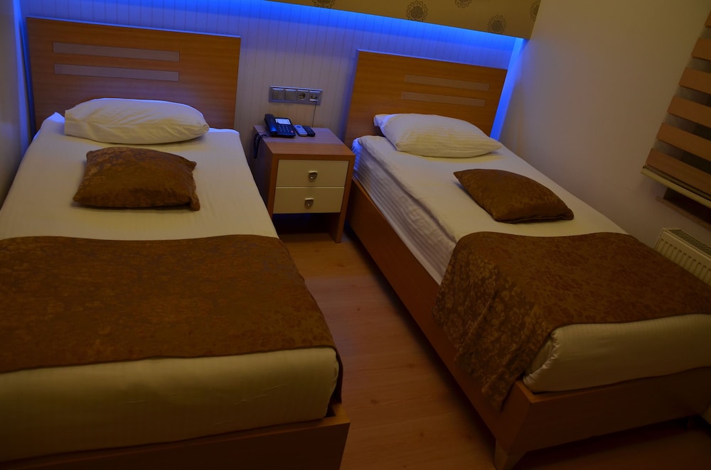Grand Ozturk Hotel 38/43