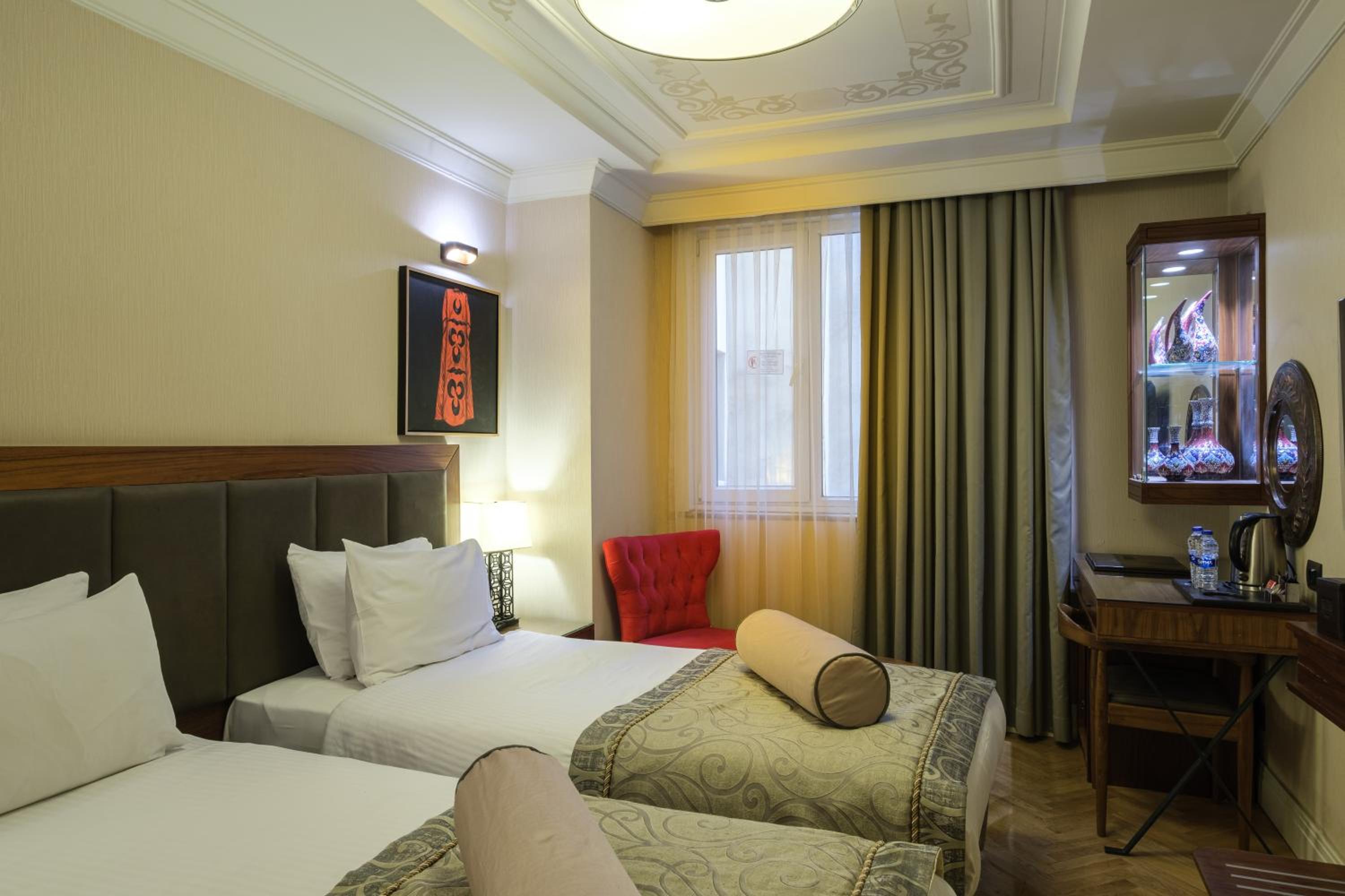 Standard, Single, Golden Age Hotel Taksim 6/10