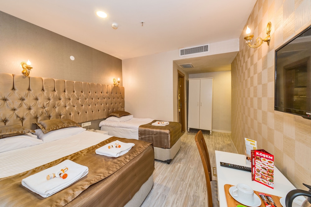 Grand Pamir Hotel 19/50