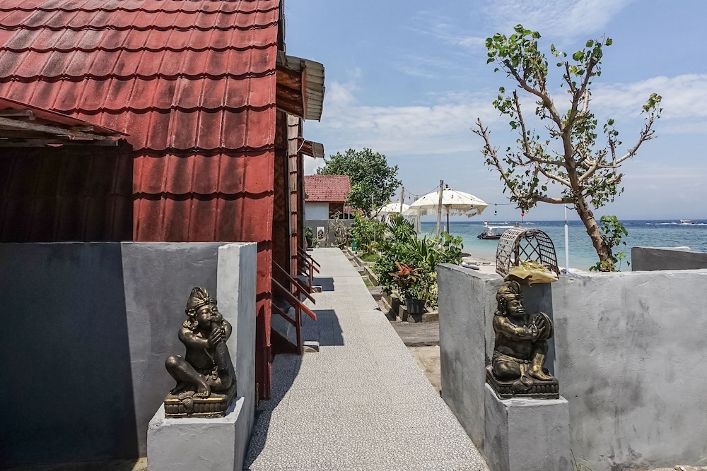 Road Beach Villa 33/53