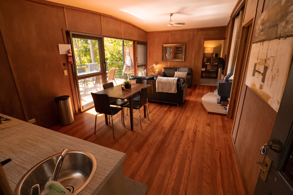 Whispering Valley Cottage Retreat 38/50