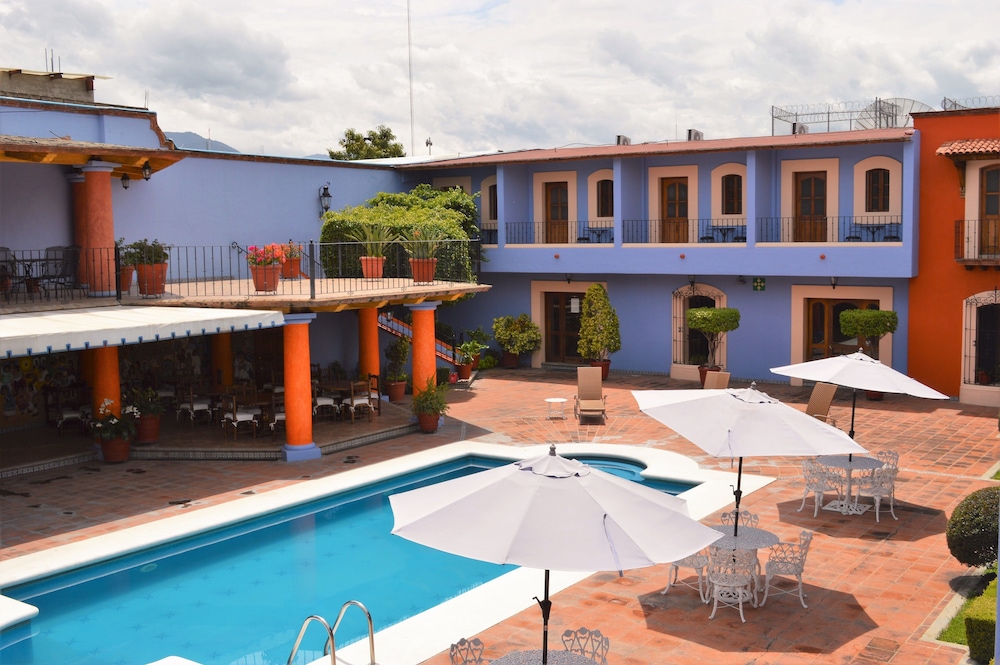 Hotel Santa Helena Plaza 33/42