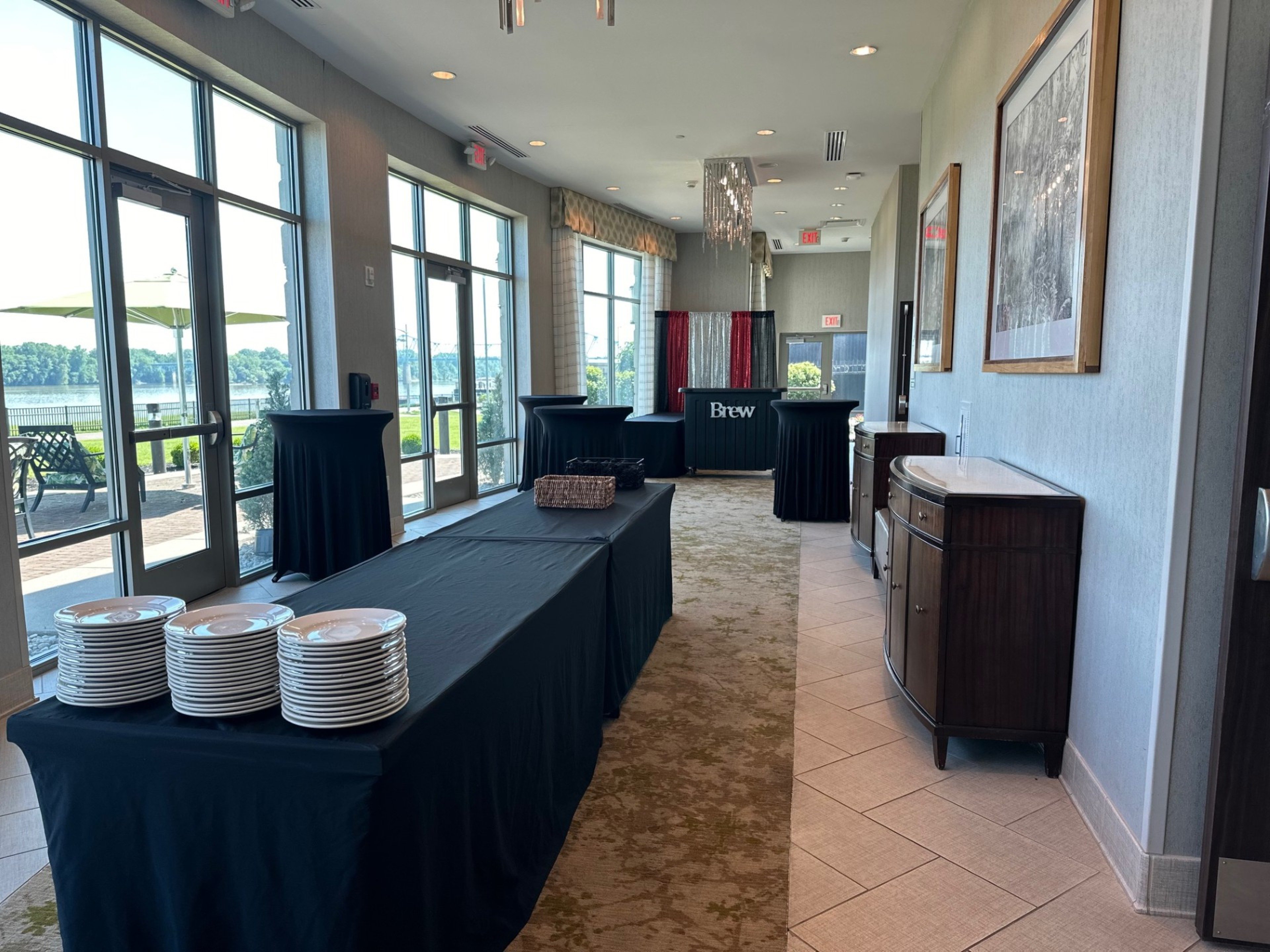 Holiday Inn Owensboro Riverfront 55/75