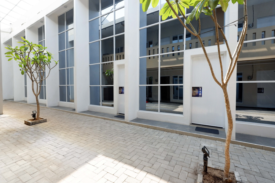 Reddoorz Plus Near Paragon Mall Semarang 31/33