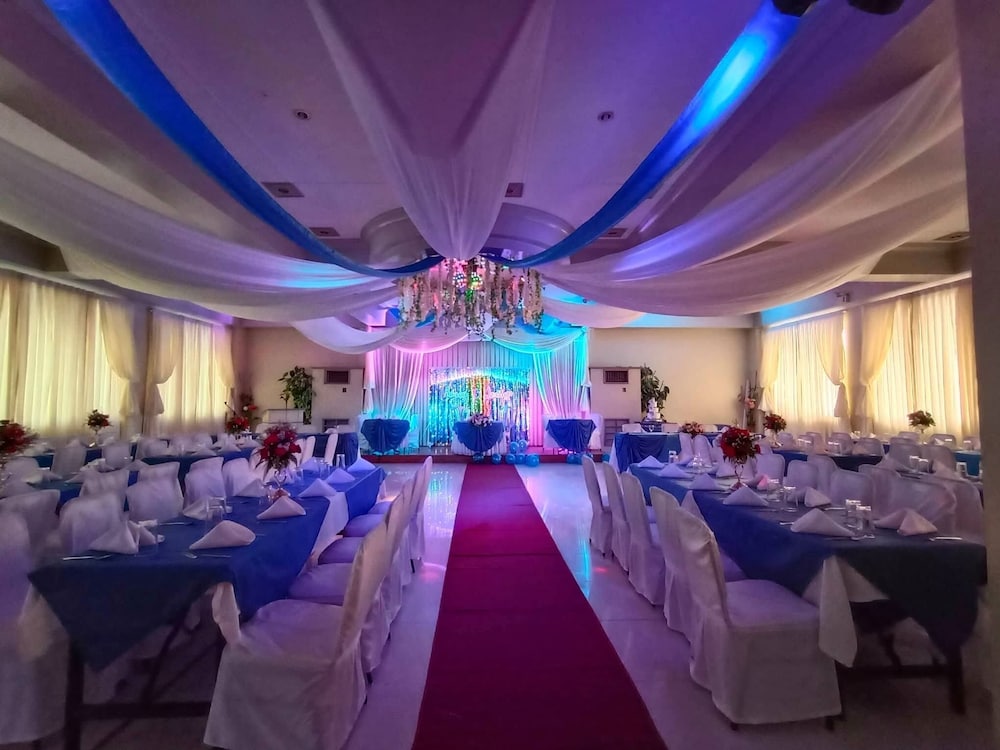 Cebu Northwinds Hotel 44/46