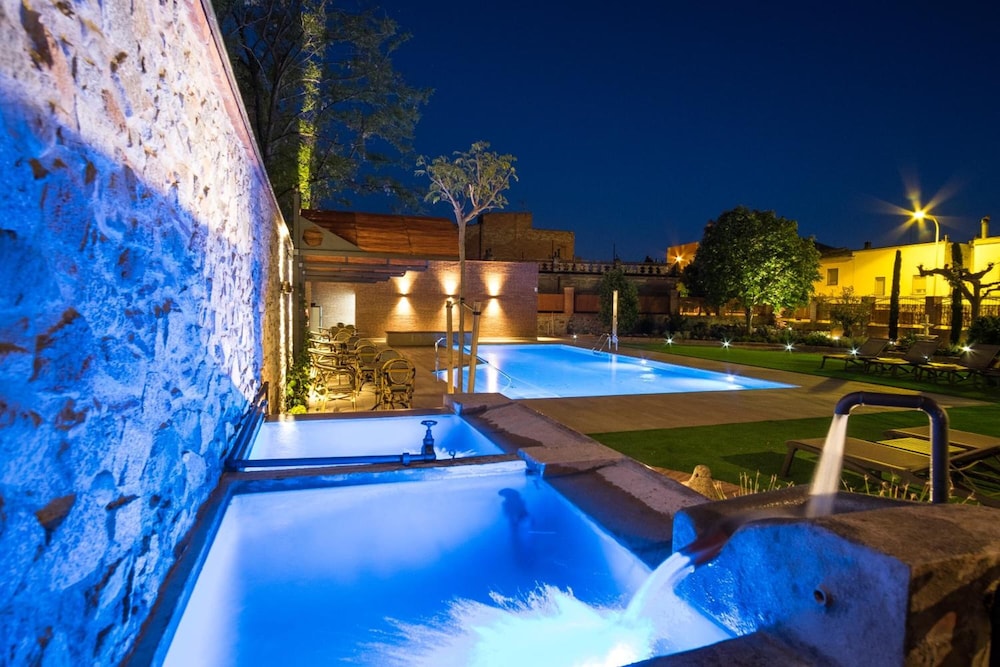 Hotel Sant Jordi 25/50