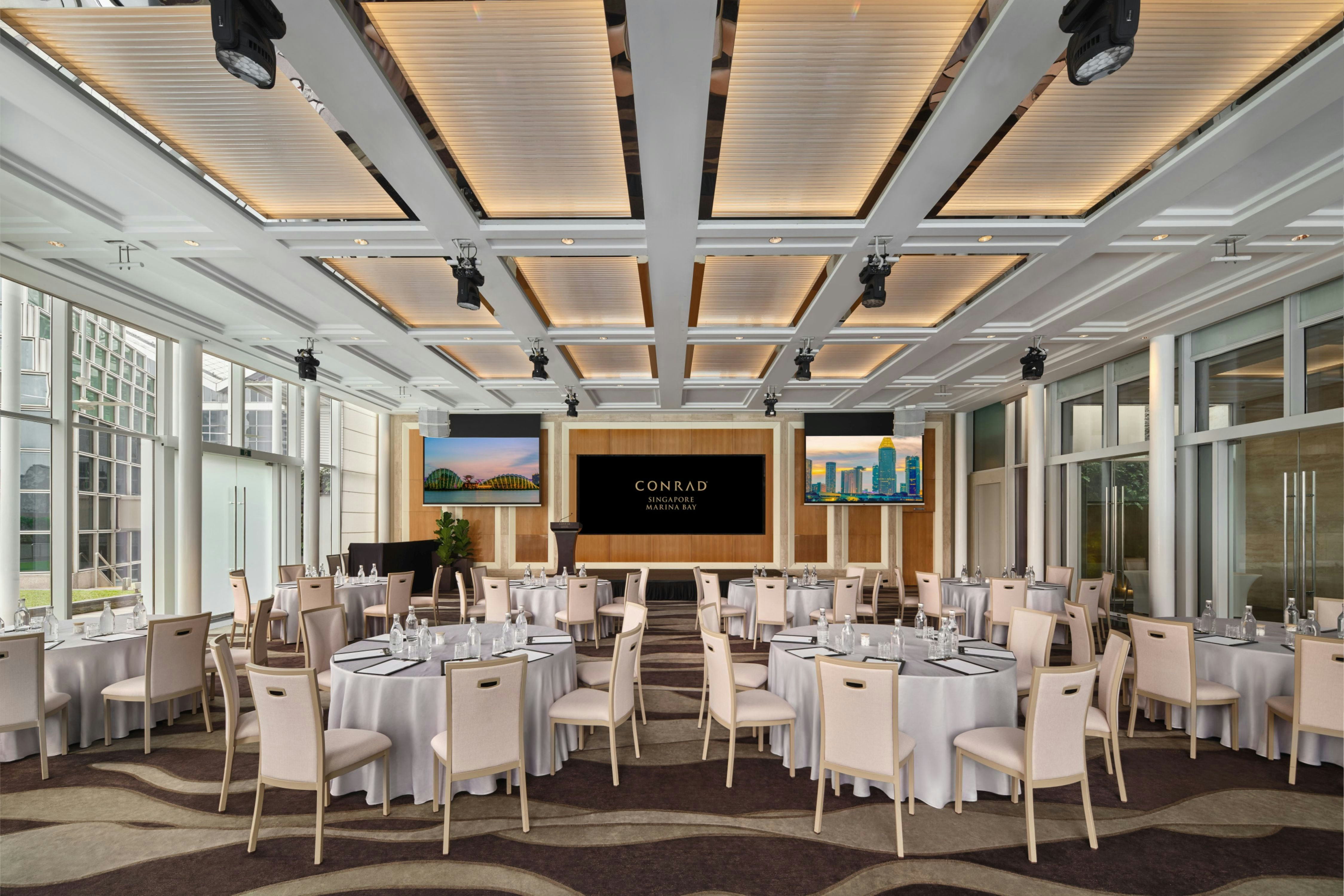 Conrad Singapore Marina Bay 45/65