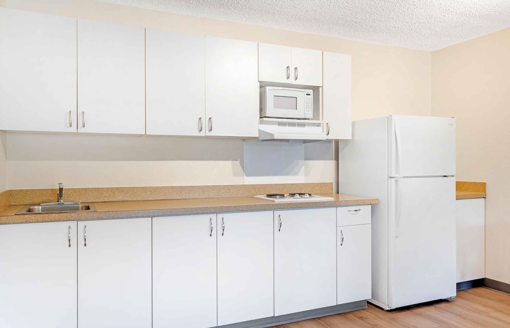 Extended Stay America - San Diego - Carlsbad Village by the Sea 13/58