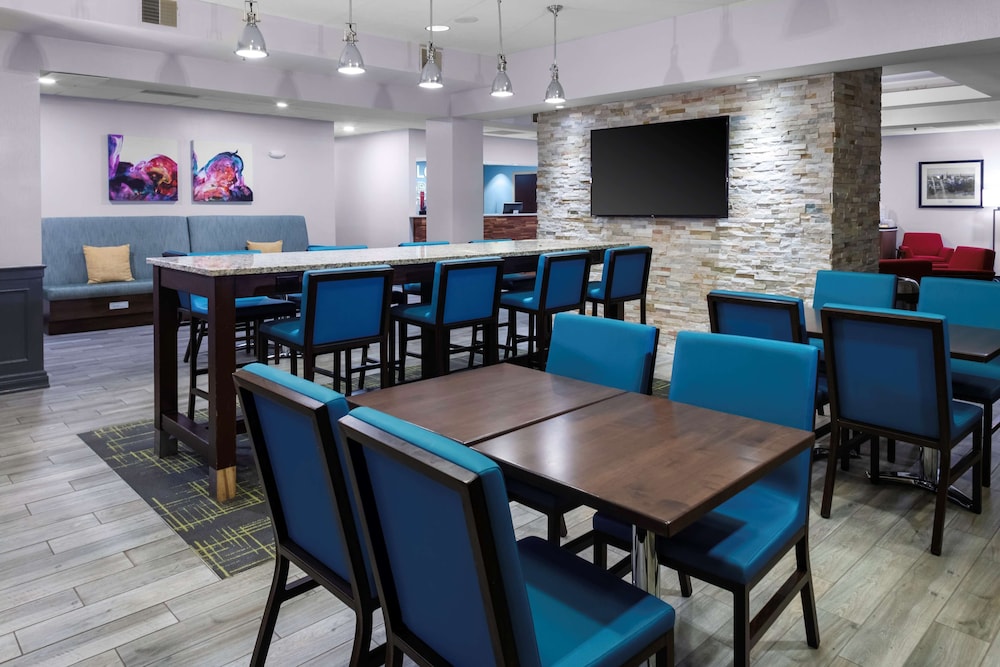 Hampton Inn By Hilton Concord/Bow 17/24