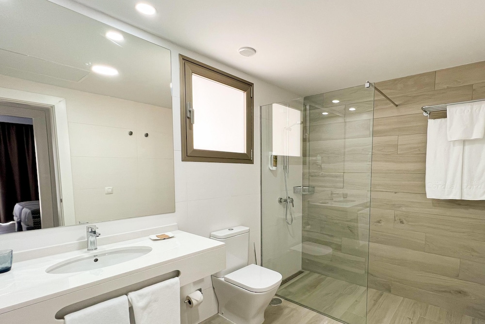 1 Bedroom, Apartment, Single, Twin Beds, 2 Sofa, Cordial Magec Taurito 4/5