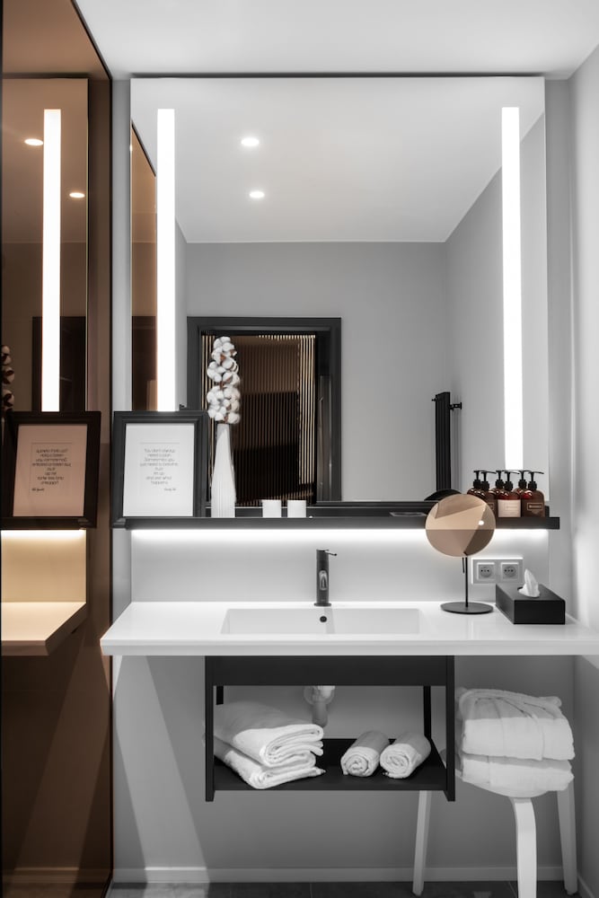 THE MANES Boutique Hotel Prague 35/37