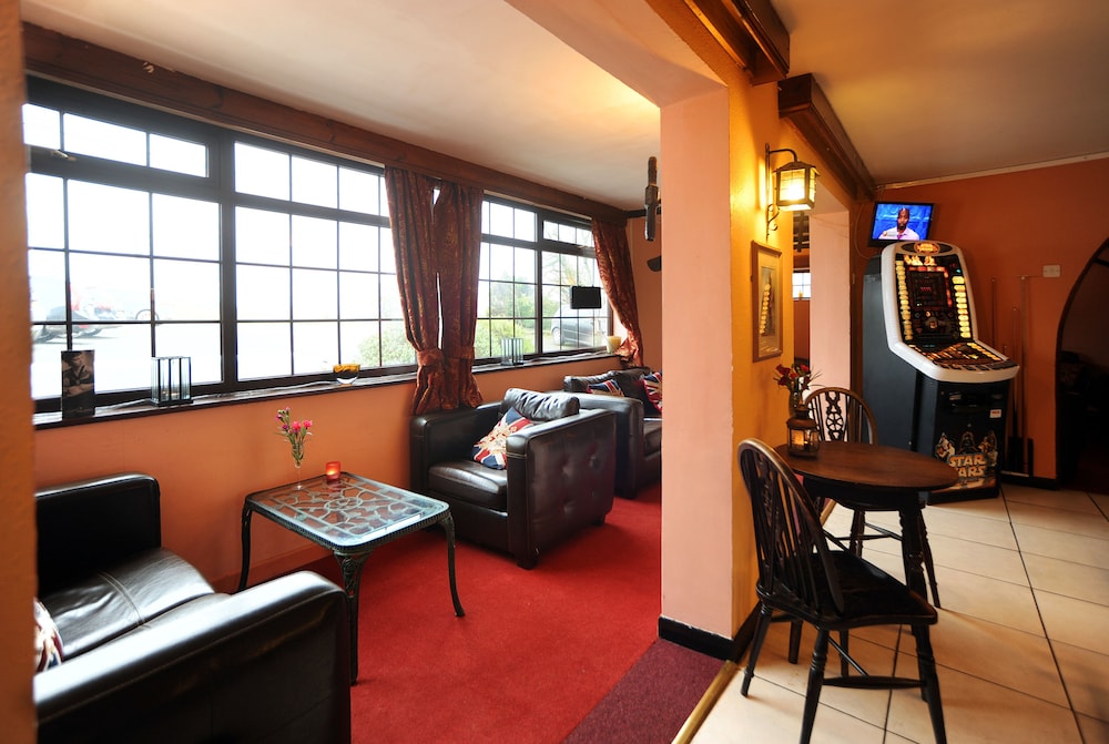 The West Country Inn 41/61