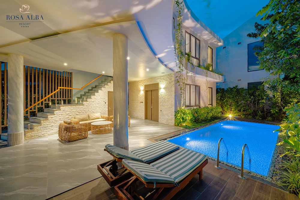 Rosa Alba Resort and Villas Tuy Hoa 33/66
