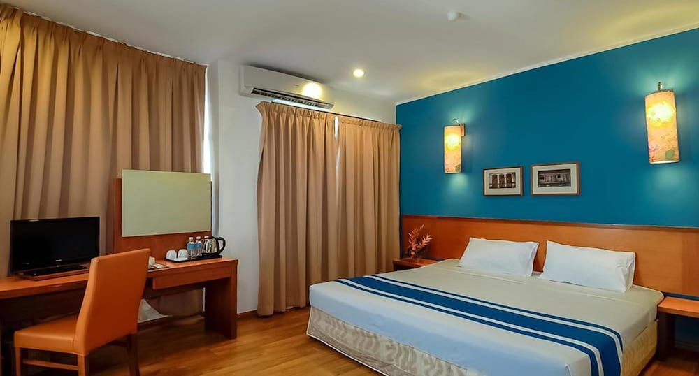 VICTORIA INN 23/46