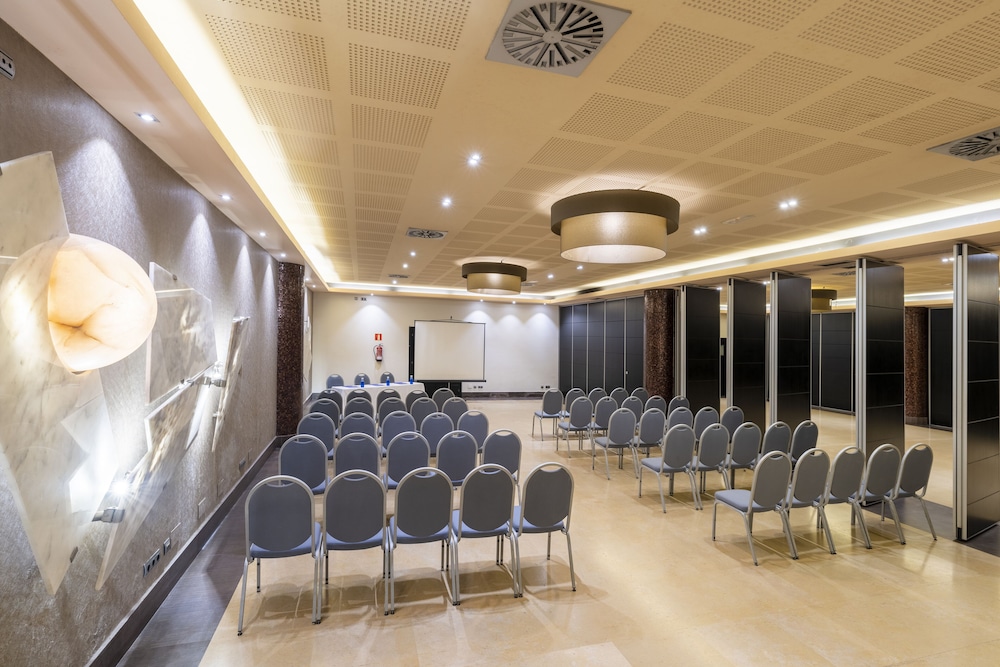 IBERIK Santo Domingo Plaza Hotel 40/50