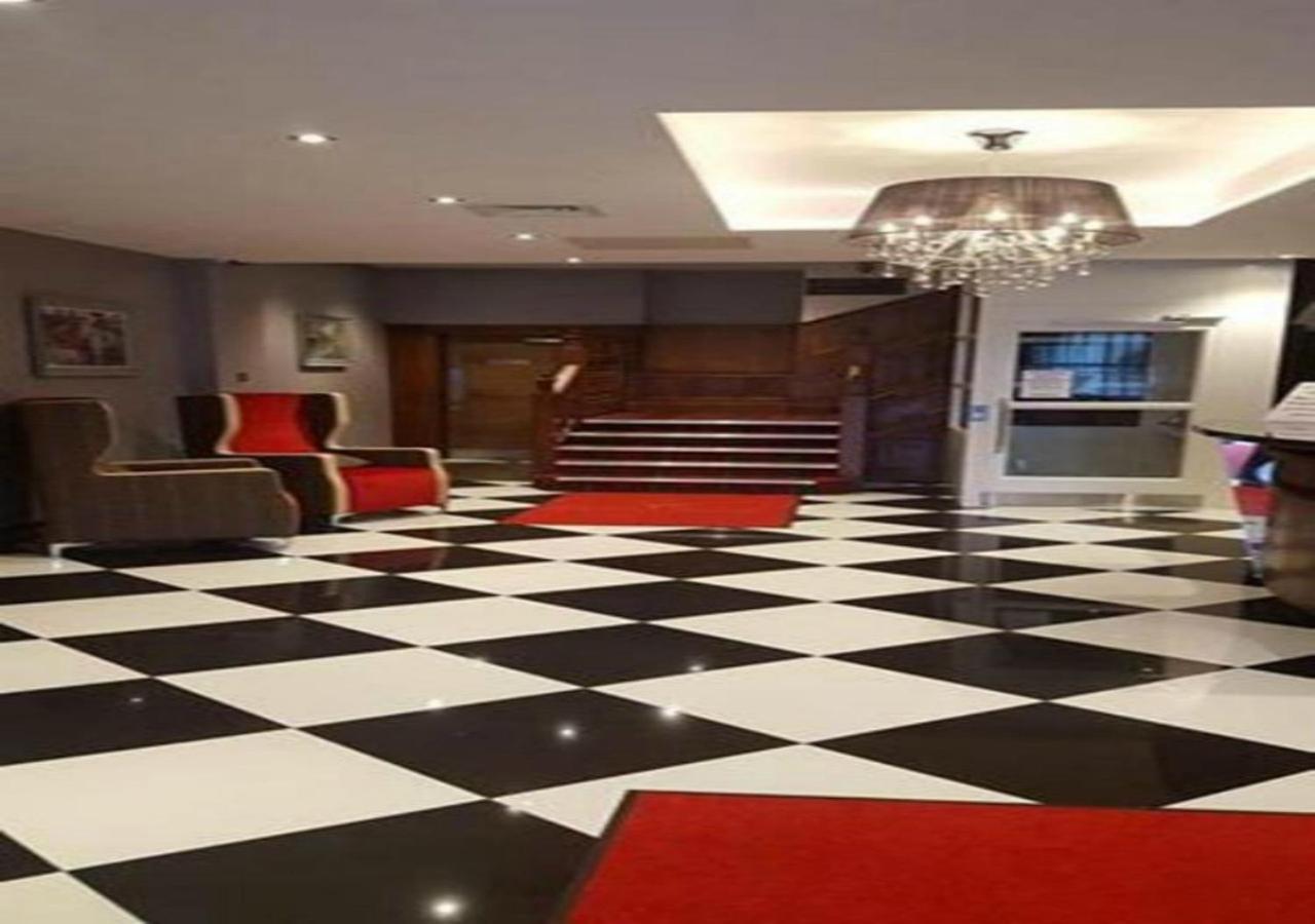 The Castle Hotel 7/61