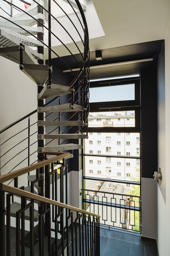 No 4 Residence 39/50