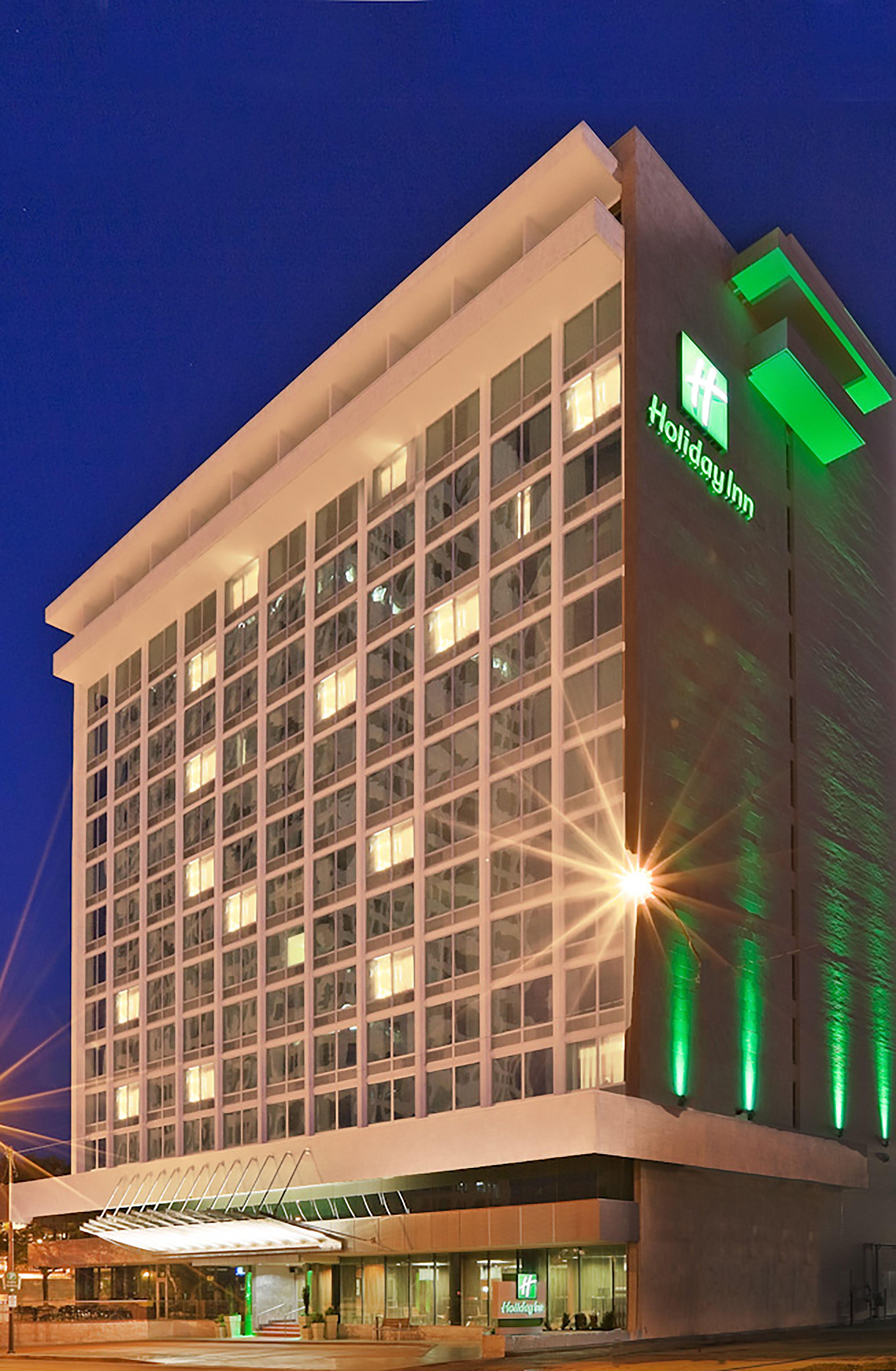 17 West Hotel 1/35