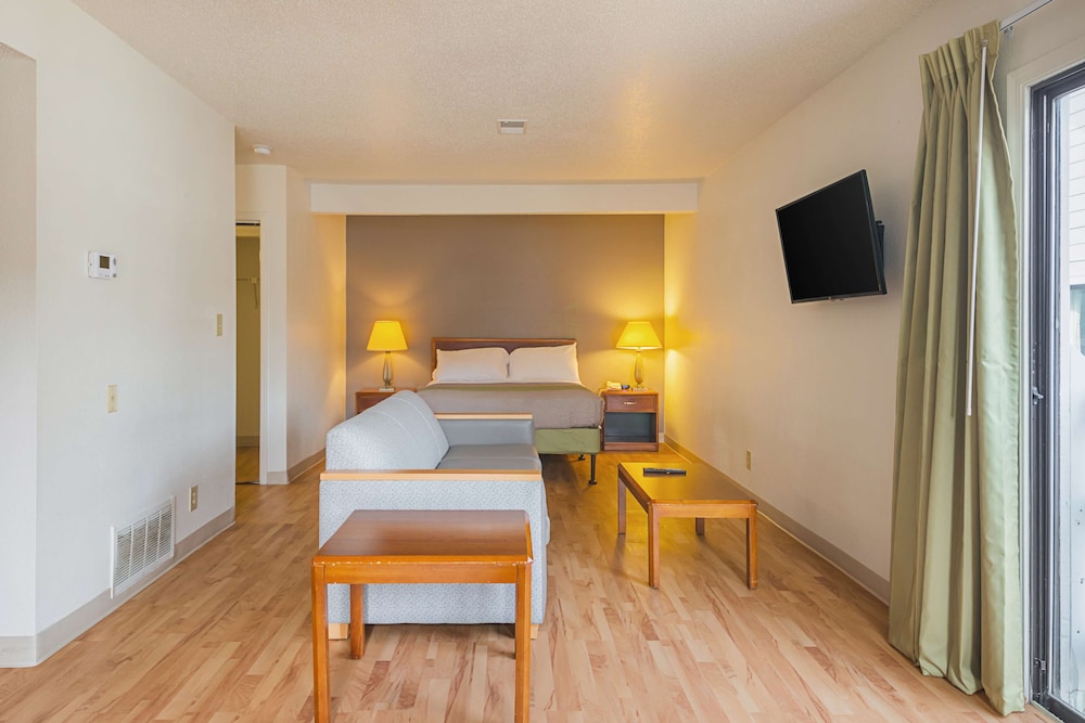Studio 6 Extended Stay - Greensboro, NC 20/47
