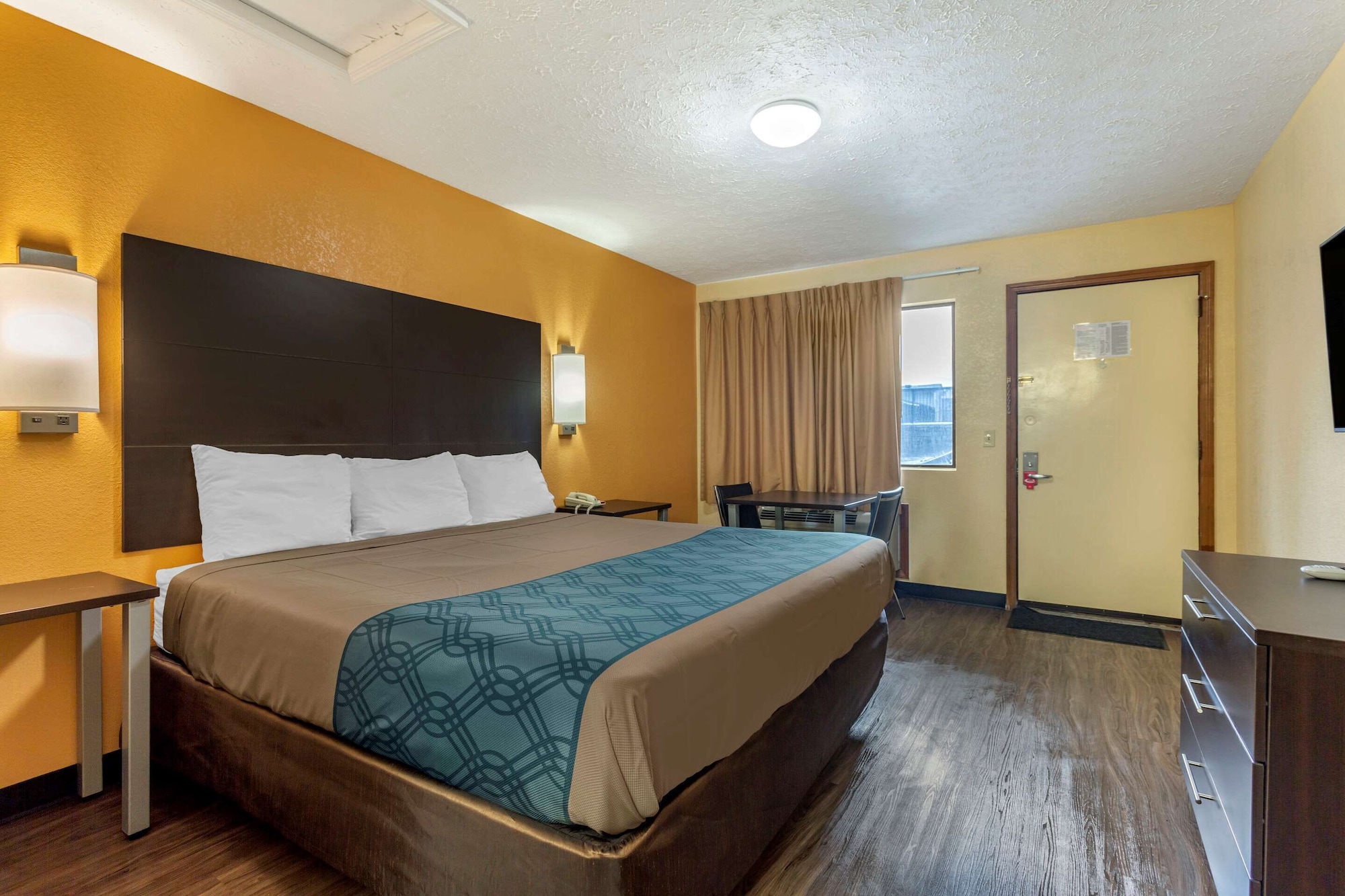 Standard, King Bed