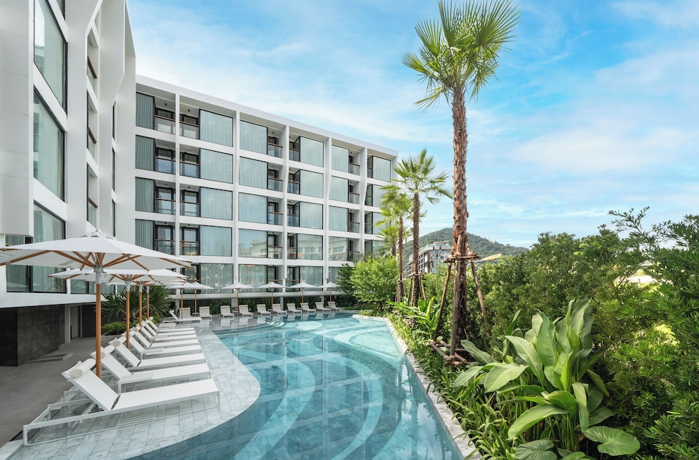 Tribe Phuket Patong 67/69