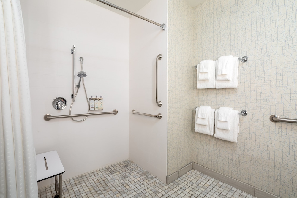Holiday Inn Express And Suites Wildwood The Villages 38/75
