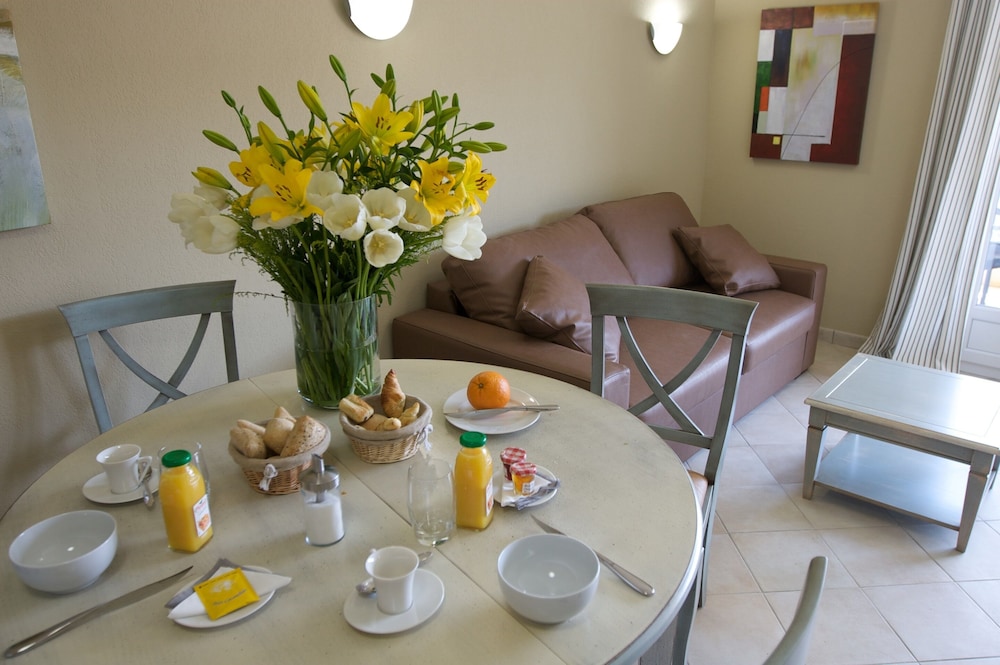 Residence Le Domaine de Camiole - Vacanceole 36/55