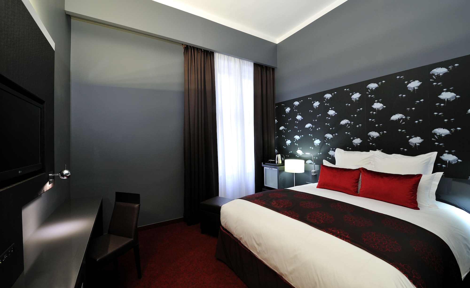 SUPERIOR, DOUBLE BED