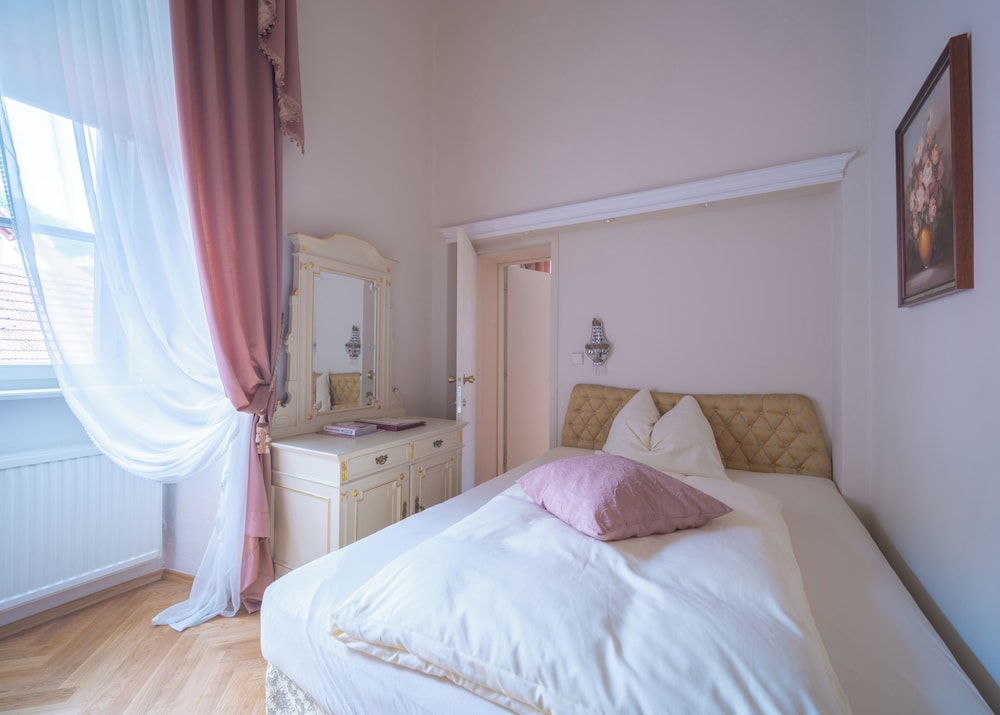 Hotel Schloss Duernstein 13/47
