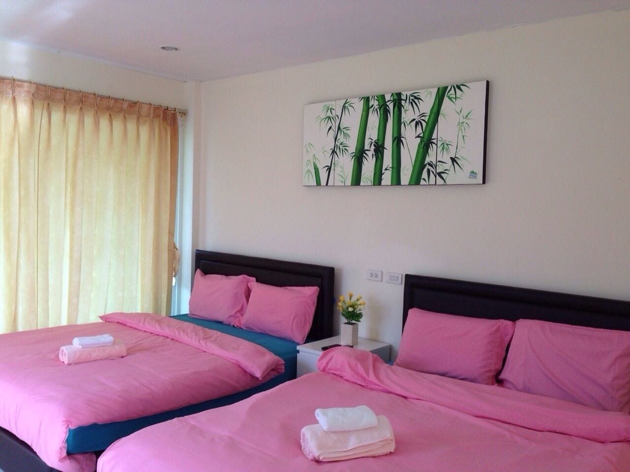 4 BEDROOMS, VILLA