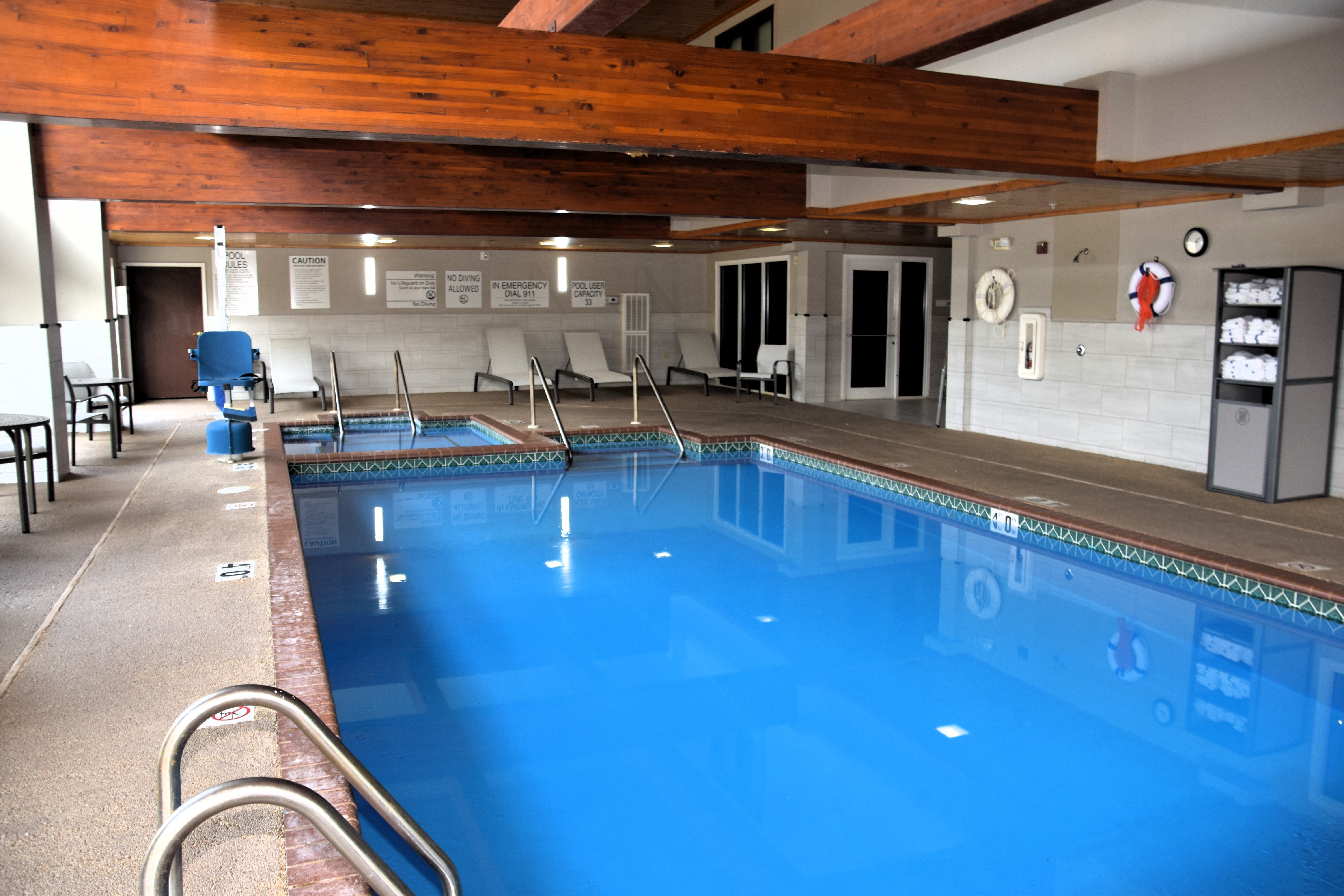 Port Wisconsin Inn and Suites 28/59