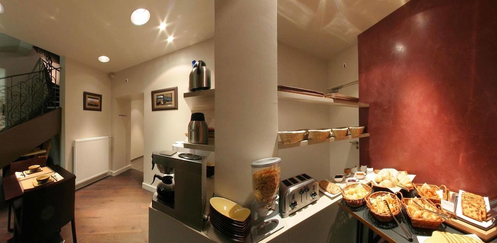 restaurant-cafeteria