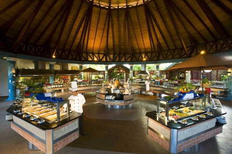 Vik Hotel Cayena Beach 3/41