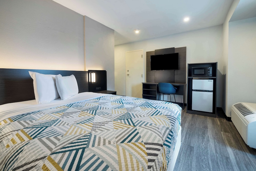 Motel6 McAllen, TX - East 20/60