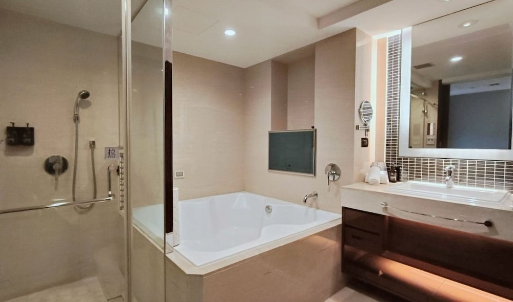 Pure, Premier, Twin Beds