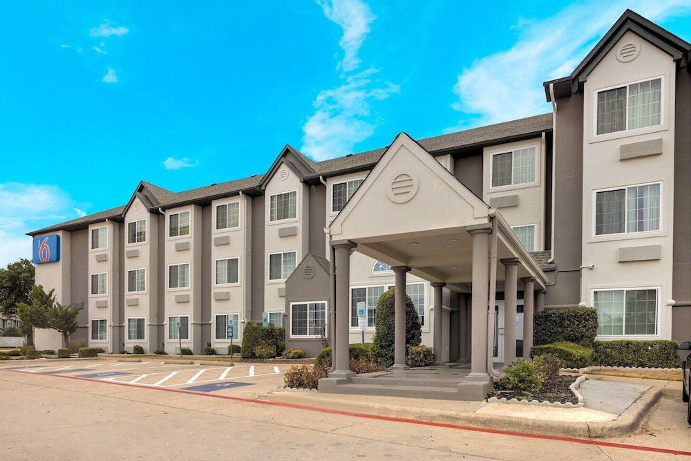Motel6 Fort Worth, TX - Burleson photo5