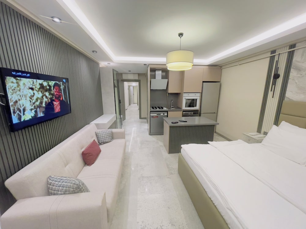 Aymira Suites 19/40