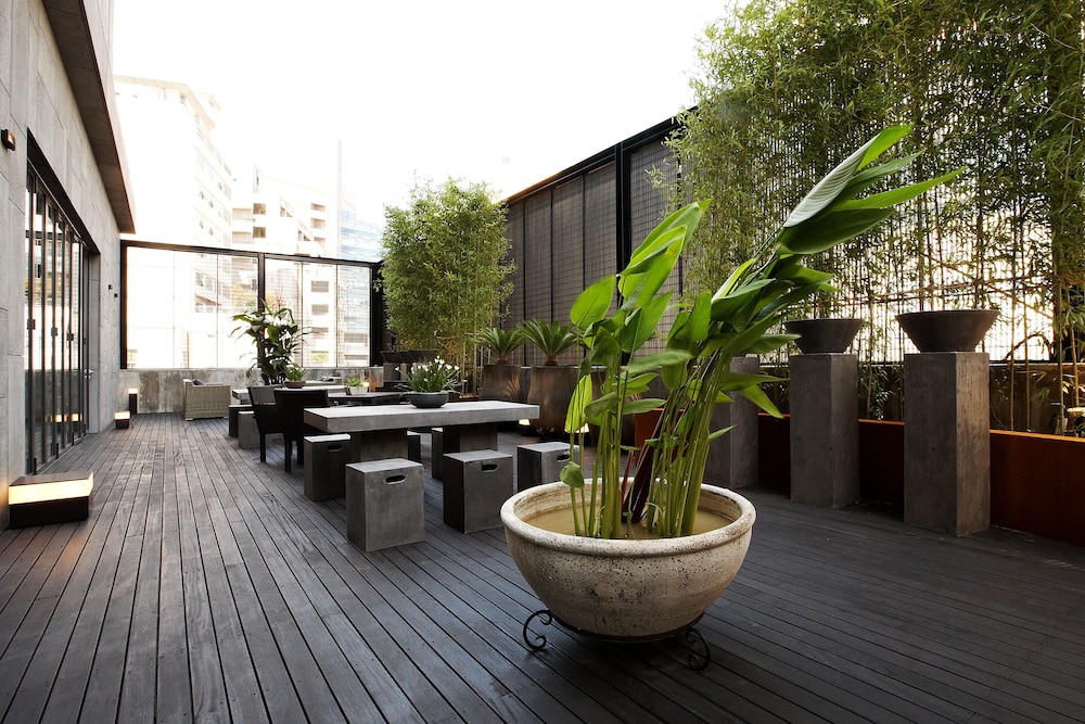 Lee Design Hotel 51/74