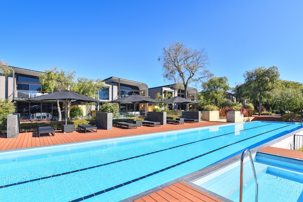 AQUA RESORT BUSSELTON 23/50