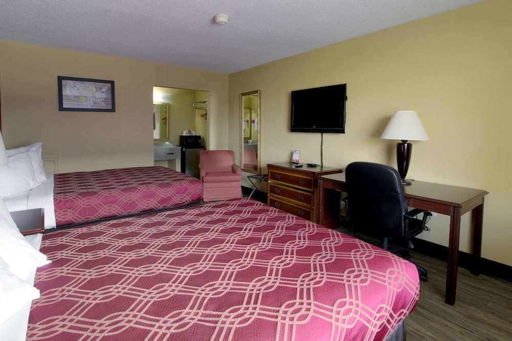 Econo Lodge Town Center 19/32